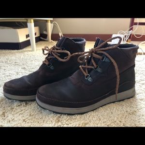 Chaco Hiking Boots 🥾